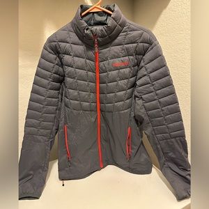 Marmot men’s hybrid jacket-size medium, gray with red trim